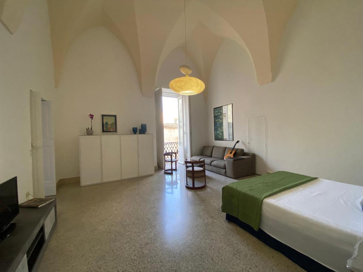 Palazzo Rossi Apartment Лечче Экстерьер фото