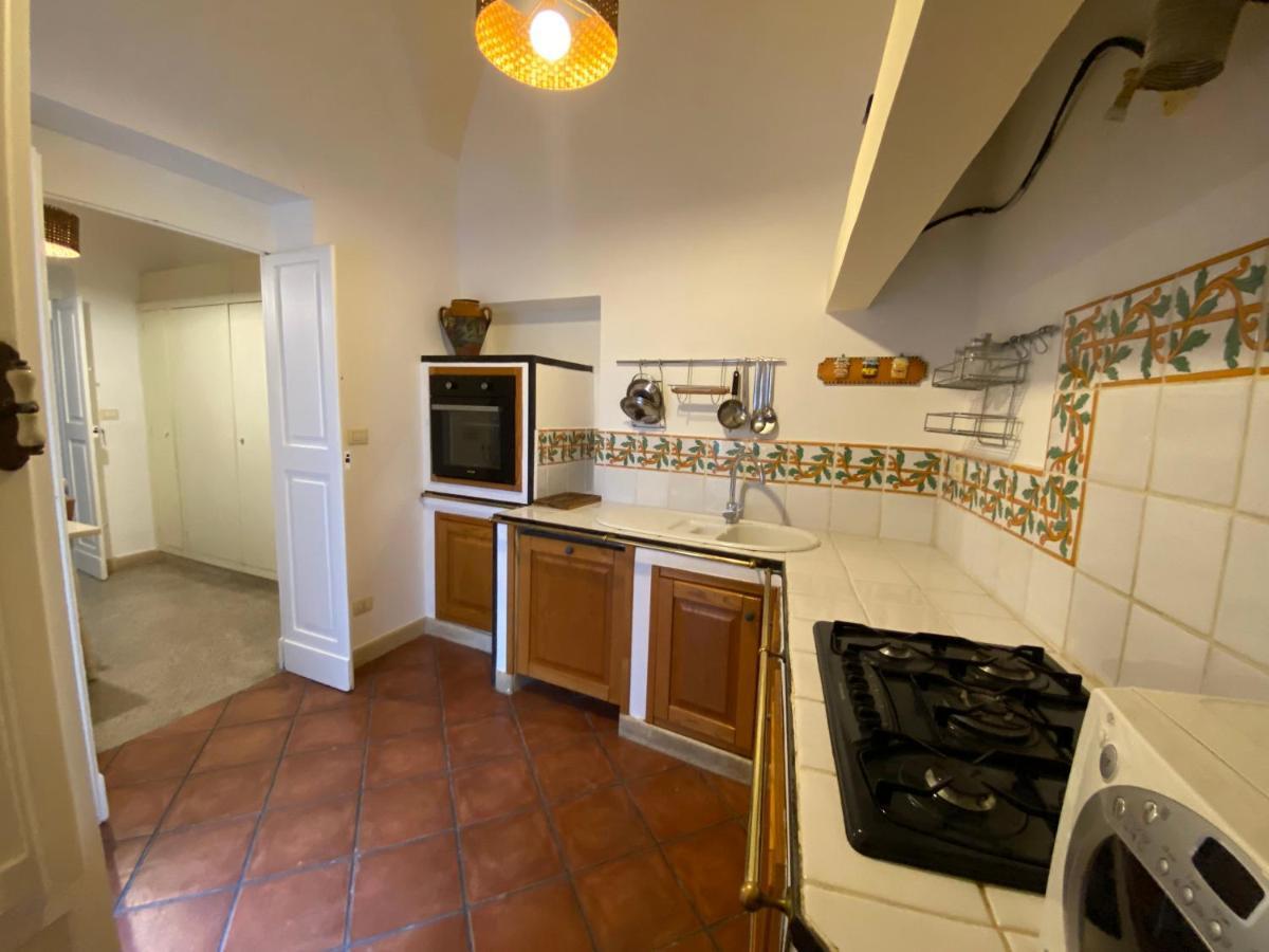 Palazzo Rossi Apartment Лечче Экстерьер фото