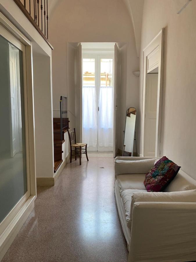 Palazzo Rossi Apartment Лечче Экстерьер фото