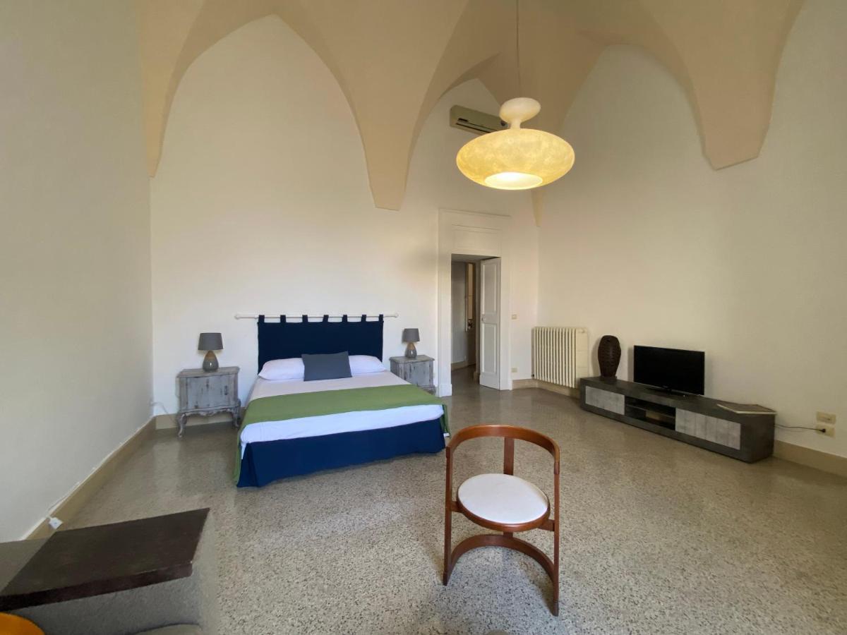 Palazzo Rossi Apartment Лечче Экстерьер фото